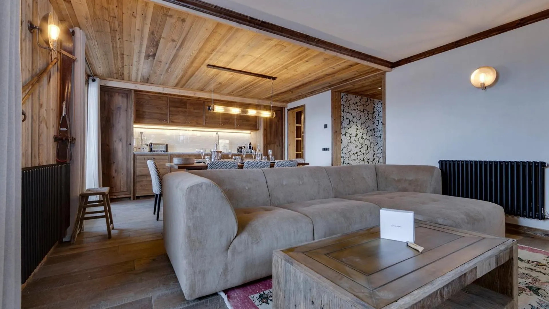 Appart. De 3 Ch. Avec Jacuzzi, Wi-Fi, Parking, A 500M Des Pistes - Fr-1-690-14 La Rosiere  France