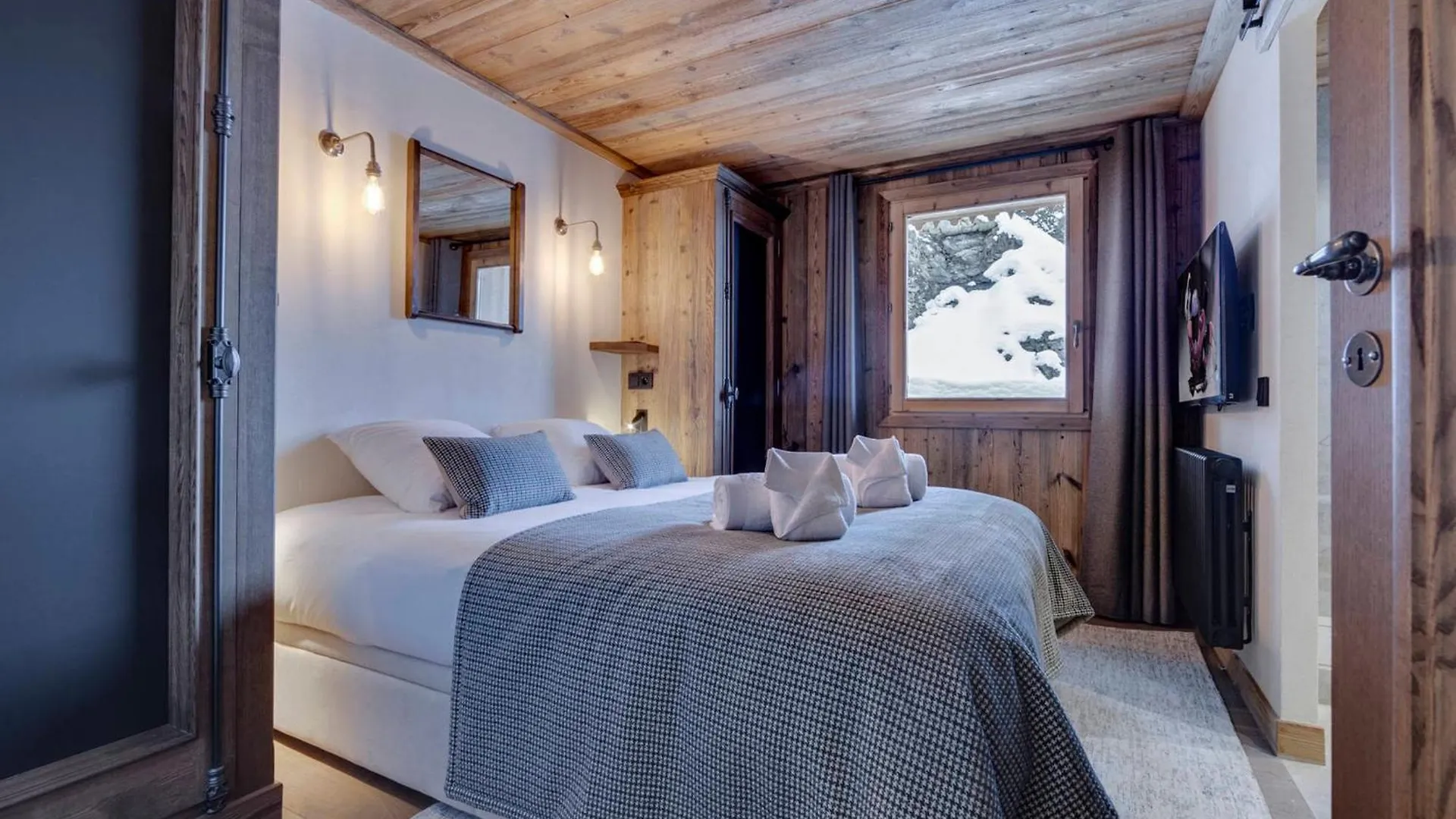 Appart. De 3 Ch. Avec Jacuzzi, Wi-Fi, Parking, A 500M Des Pistes - Fr-1-690-14 La Rosiere  Apartment
